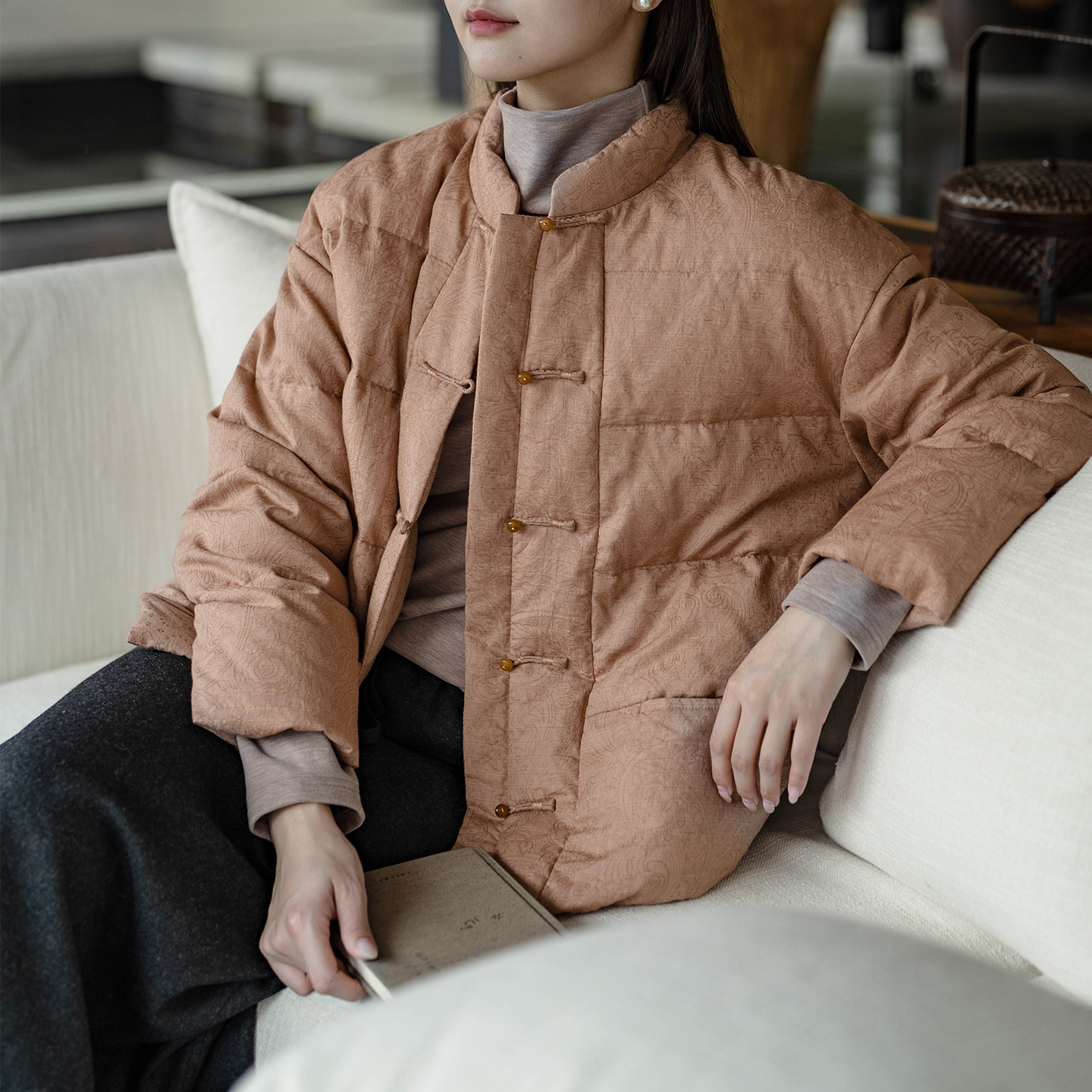 言作原创佩斯利复古花纹桑蚕丝圆领95白鸭绒羽绒服 夏目小曲 二