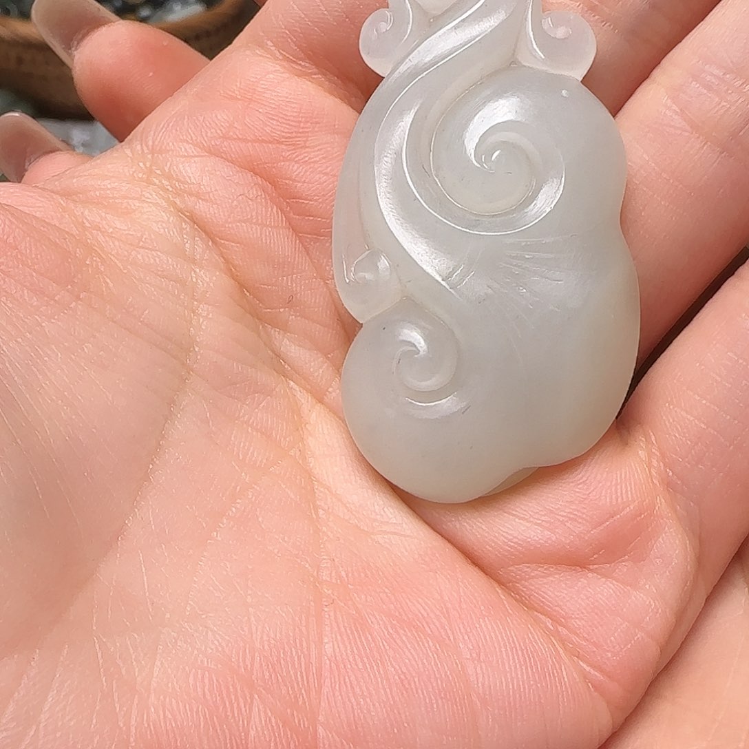 和田玉珠子未镶嵌飞****o