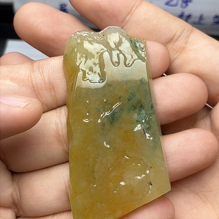 定制翡翠未镶嵌翡翠