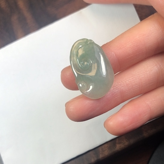 翡翠未镶嵌颈饰缅甸A货，每天下午1点半开播