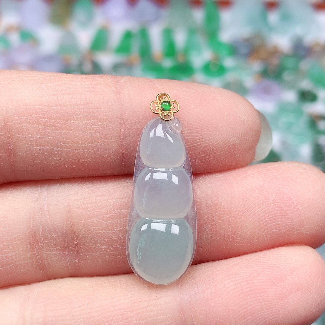 翡翠颈饰18K金镶嵌天然翡翠A货