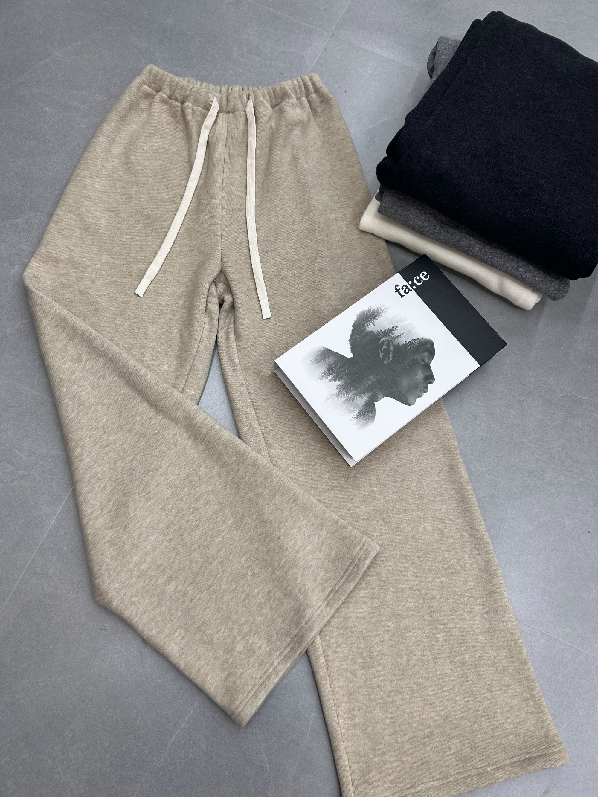 【BAOZAO】显瘦松紧腰加绒百搭无口袋糯米裤（以直播间实物为准）