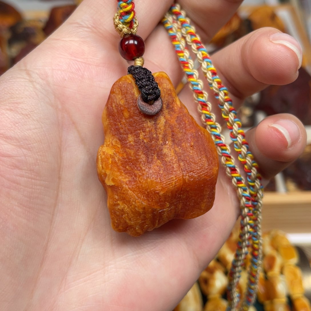 蜜蜡珠宝奇石未镶嵌