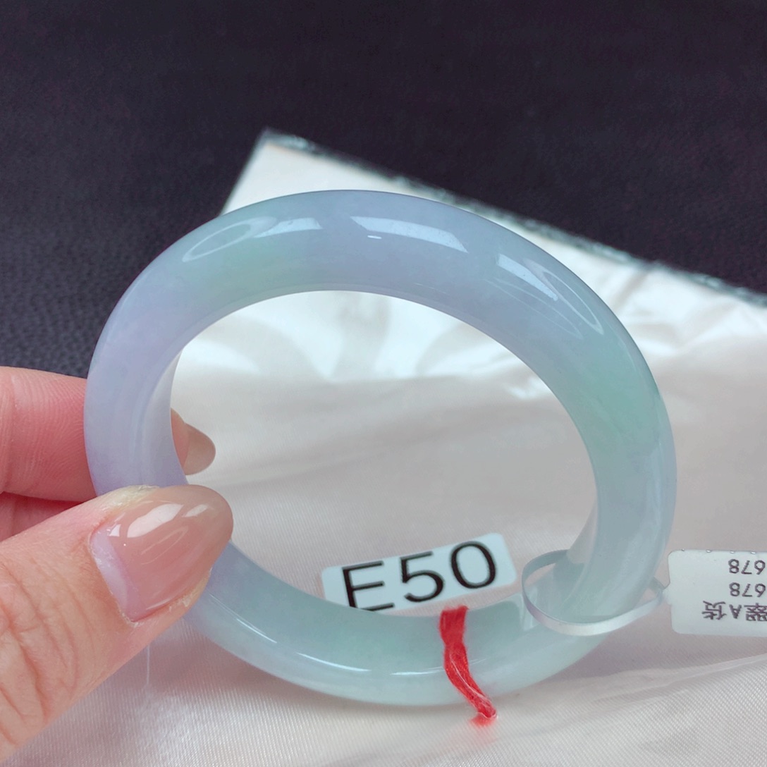 翡翠手镯未镶嵌手镯88