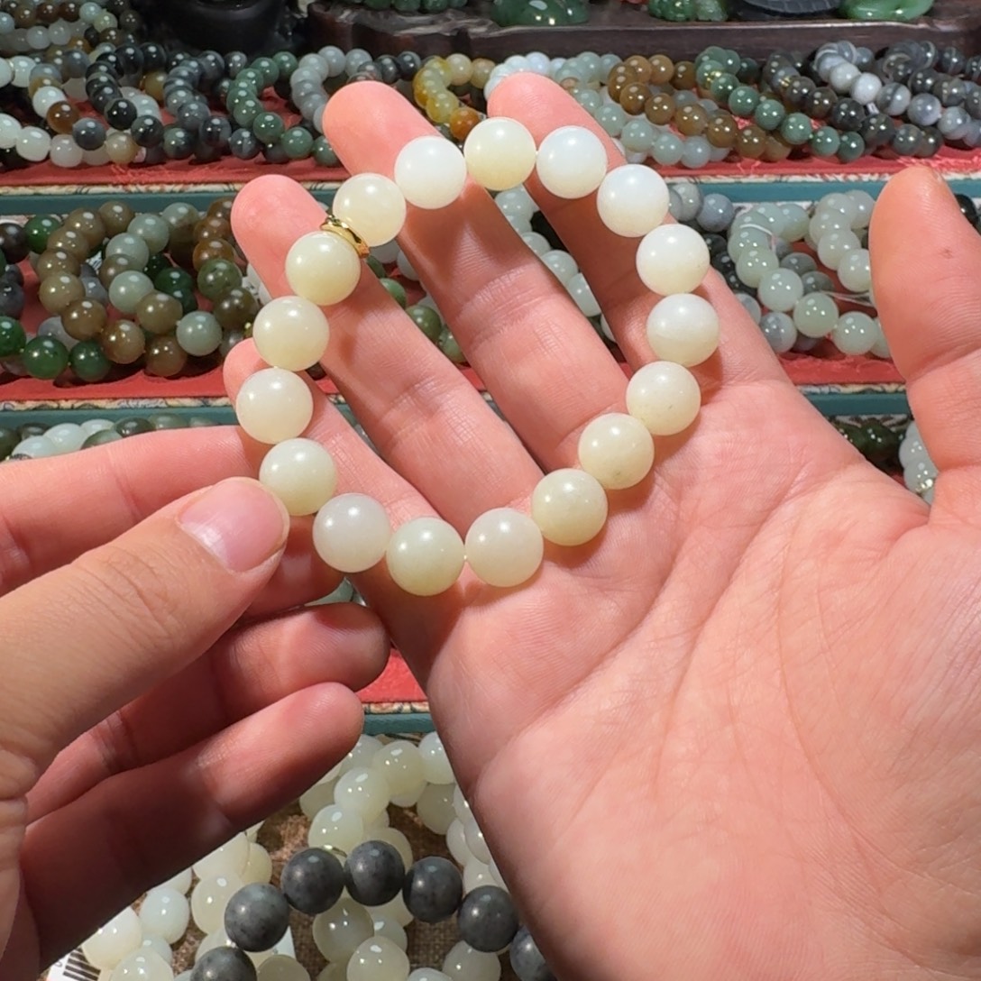 和田玉未镶嵌手链