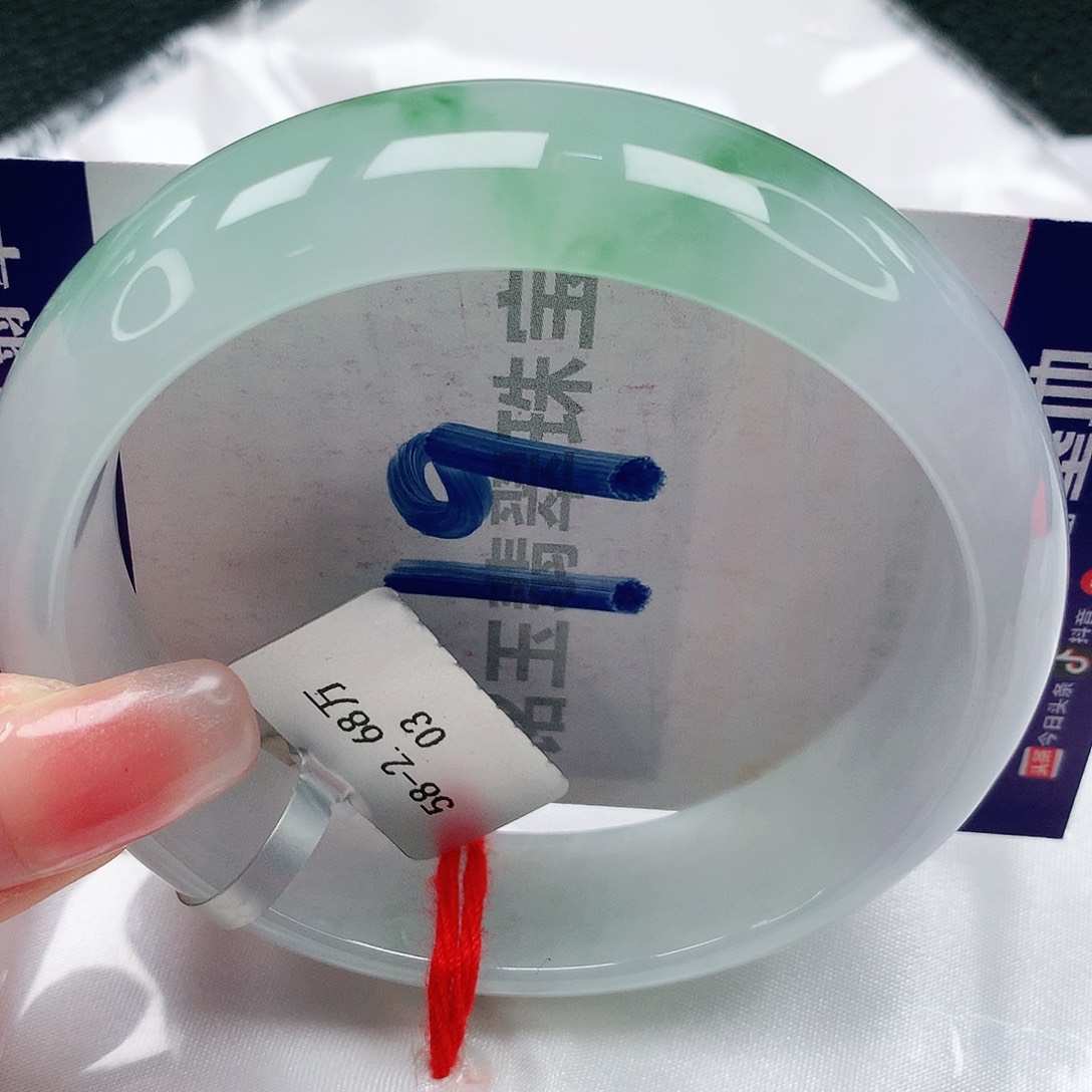 翡翠手镯未镶嵌缅甸天然a货翡翠