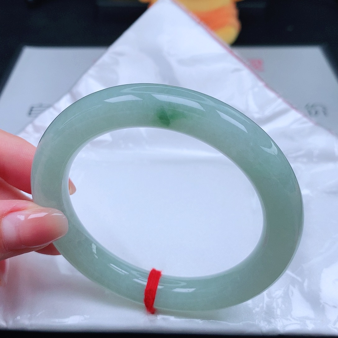 翡翠手镯（圆镯）未镶嵌冰满绿44