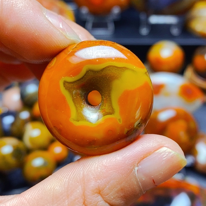 玛瑙/玉髓颈饰未镶嵌