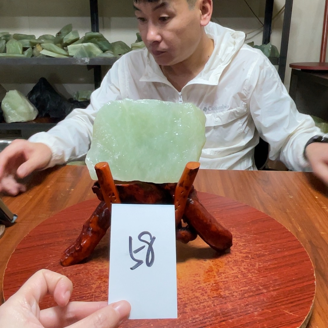 蛇纹石玉未镶嵌原石58