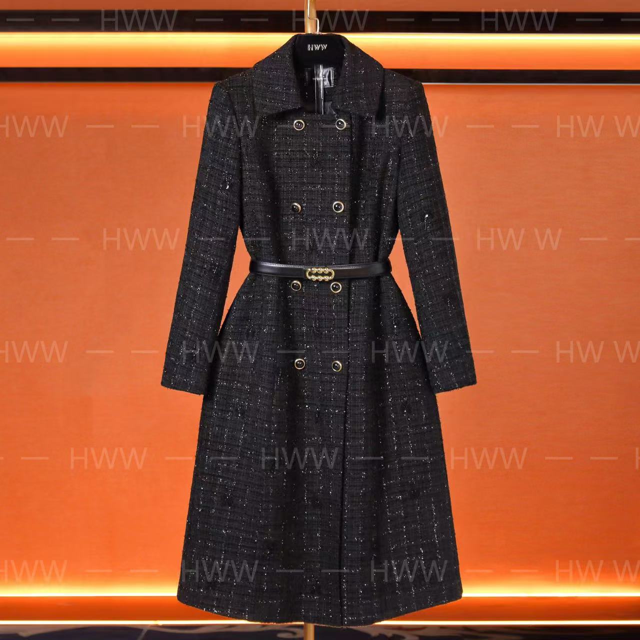 鹅绒服(袖子已加绒)新款英伦气质设显瘦计师款羽绒服DHZZR407290