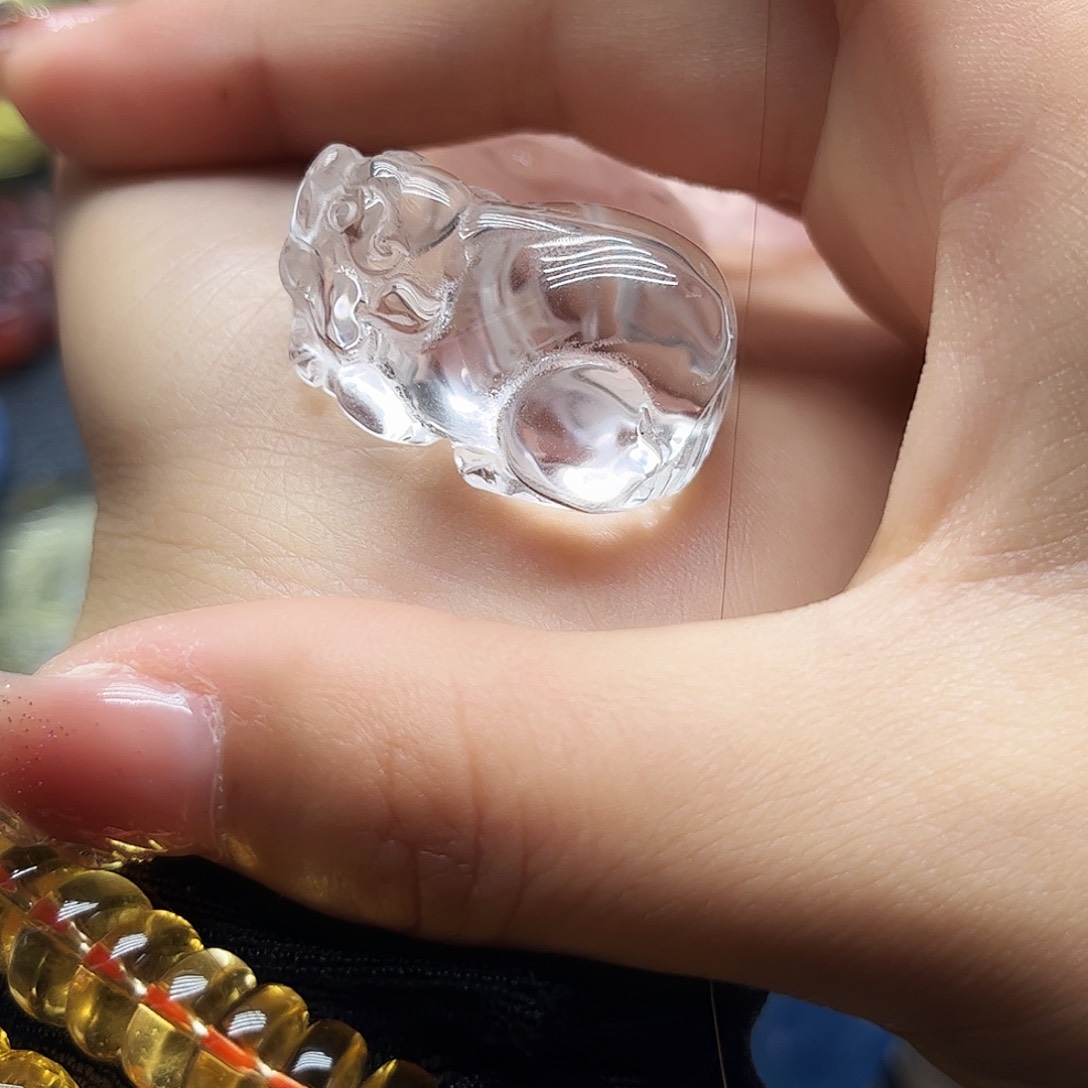 水晶吊坠(不含链)未镶嵌我**亮