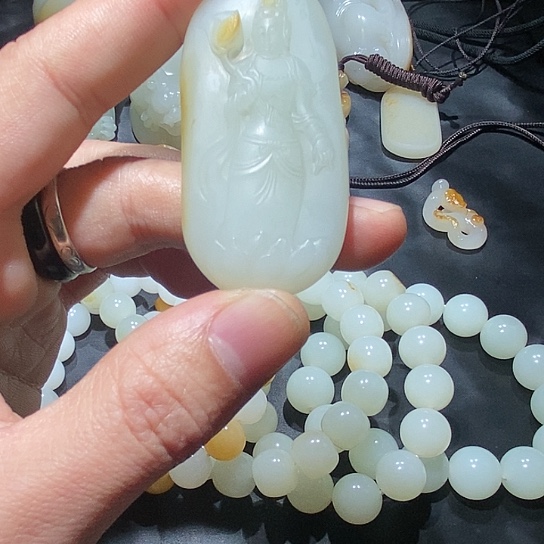 和田玉挂件未镶嵌口***水