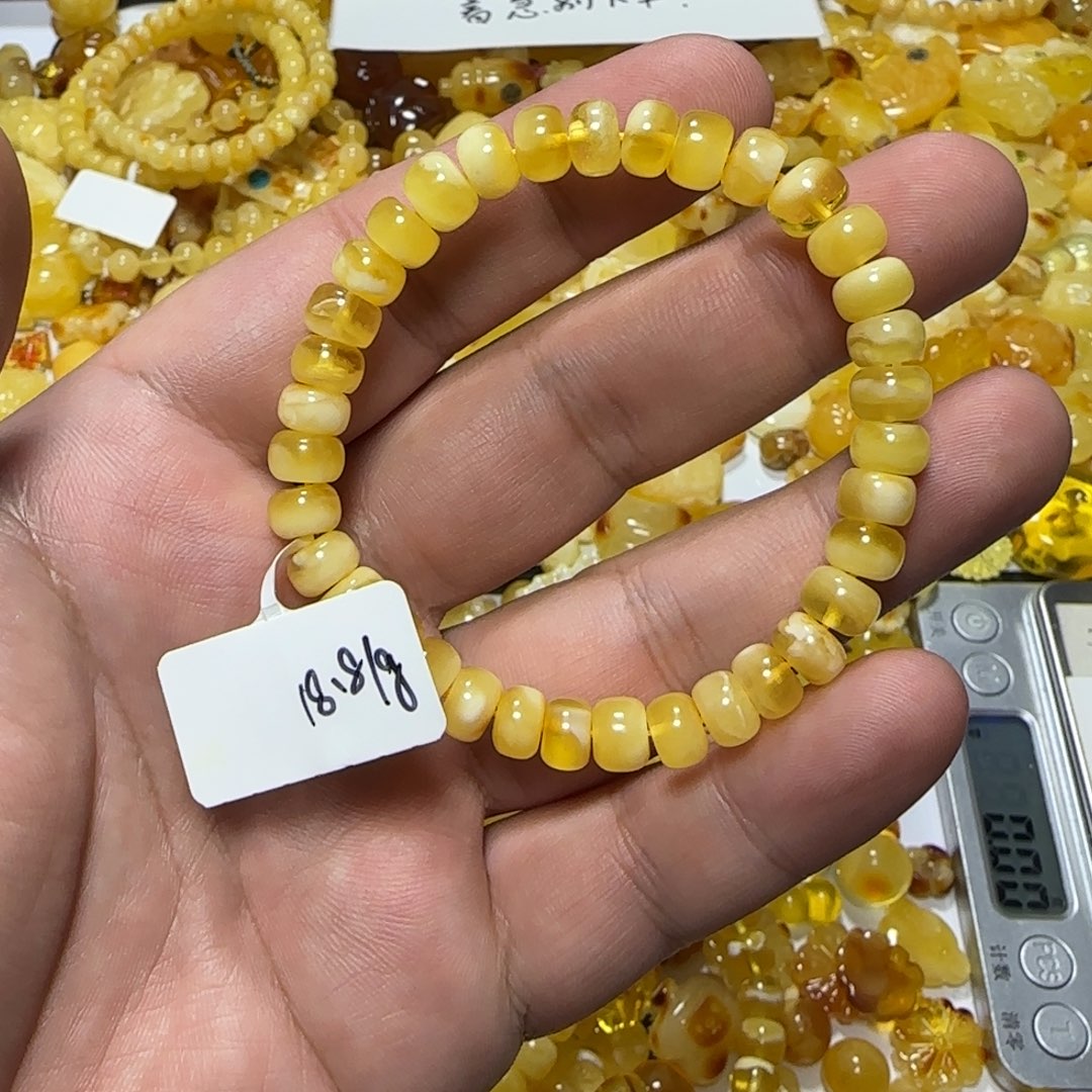 萍***6琥珀未镶嵌裸石7.29克