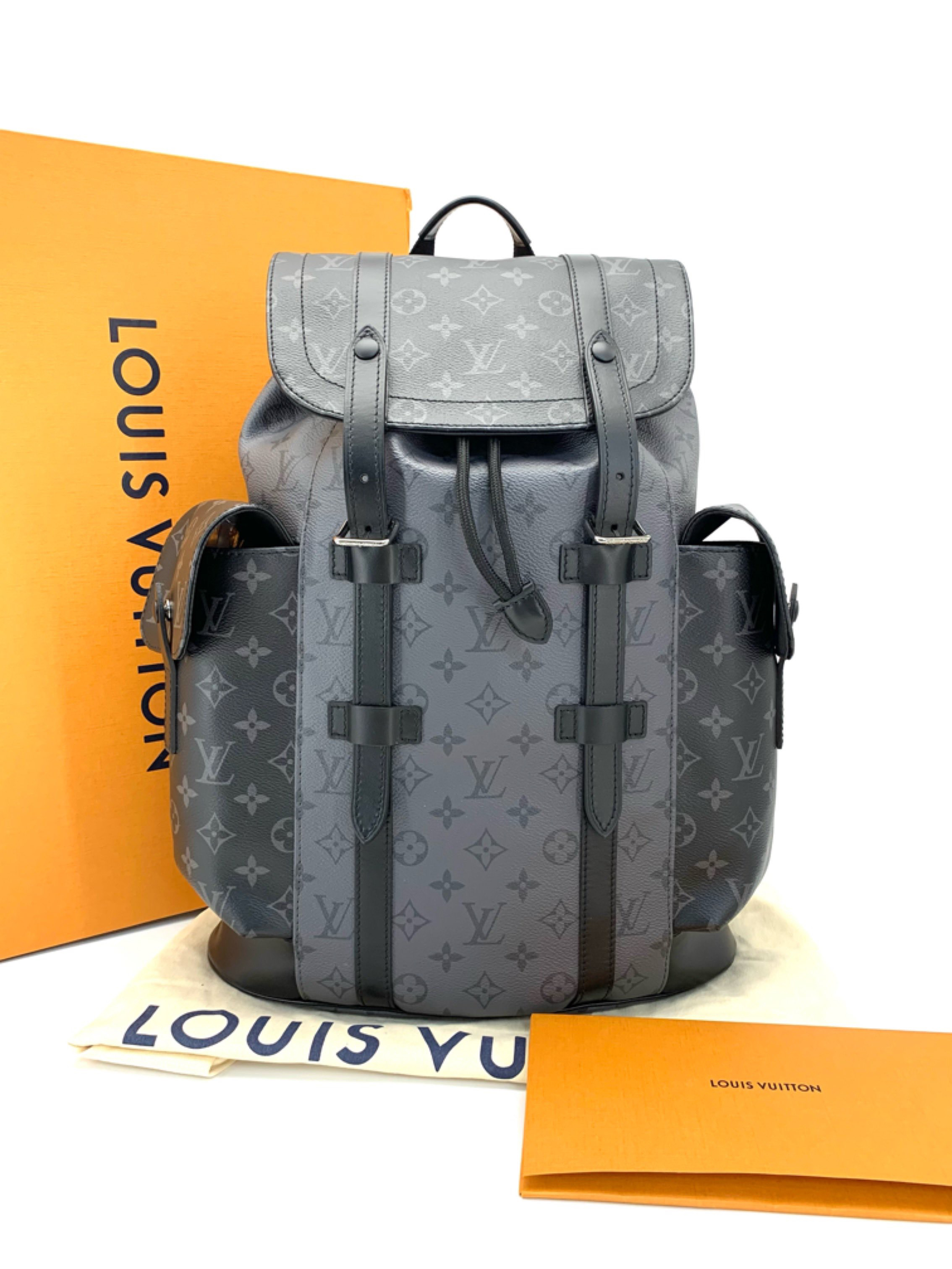 99新 LouisVuitton/路易威登 黑武士商务休闲中号双肩包  尺38/44