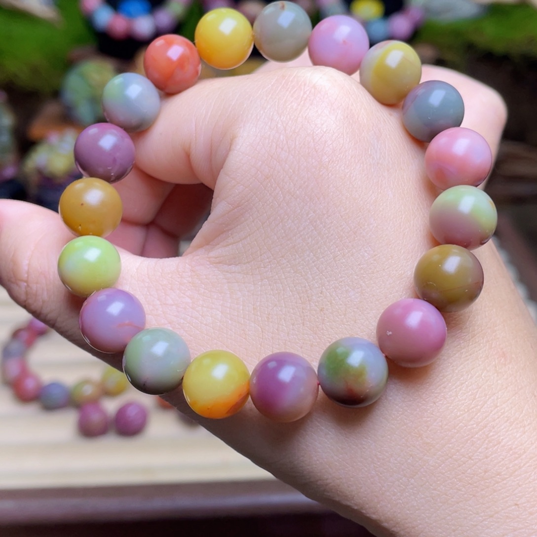 玛瑙/玉髓未镶嵌手串盐源玛瑙炫彩磨砂手串