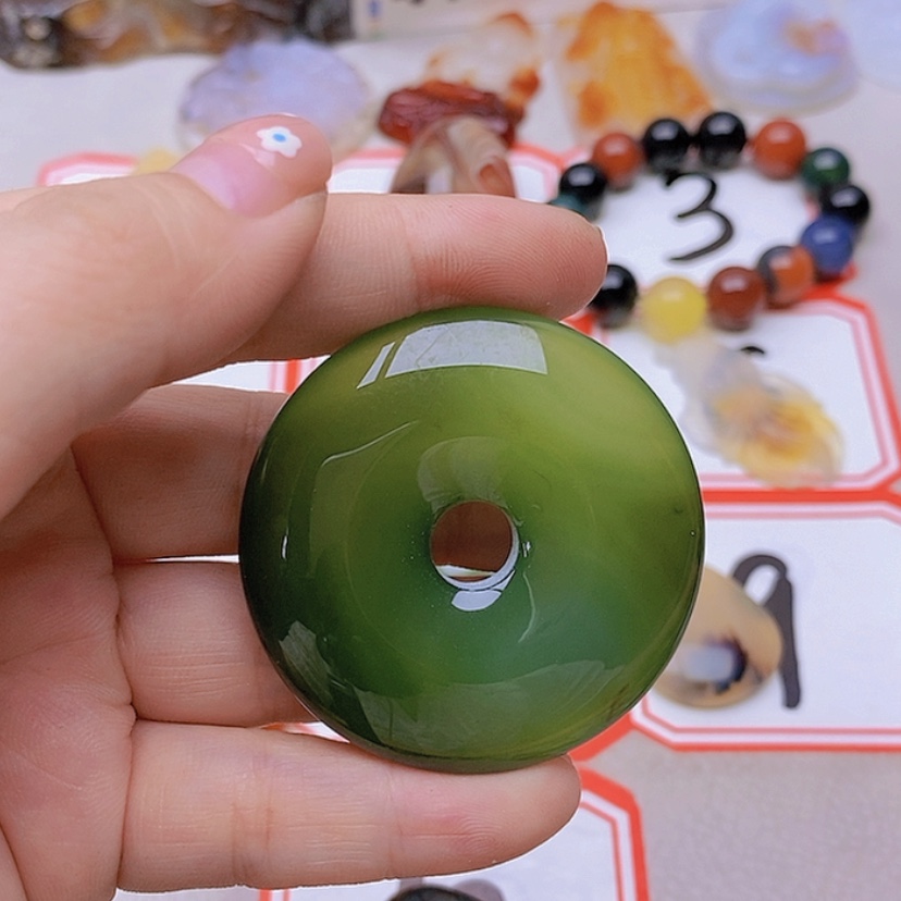 【闪购商品】玛瑙/玉髓未镶嵌珠宝半成品彩*?