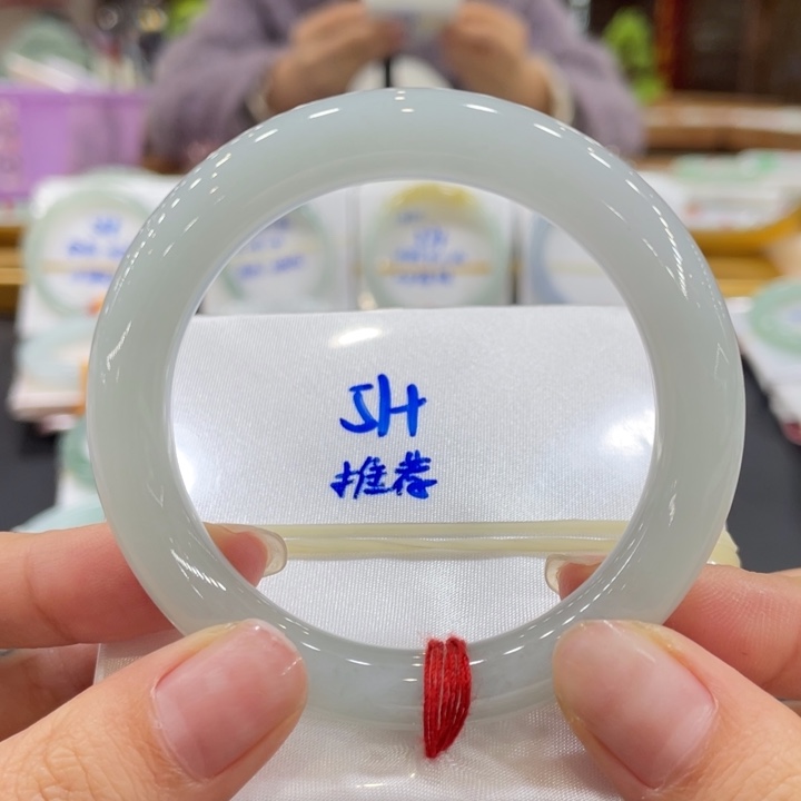 翡翠未镶嵌手镯翡翠