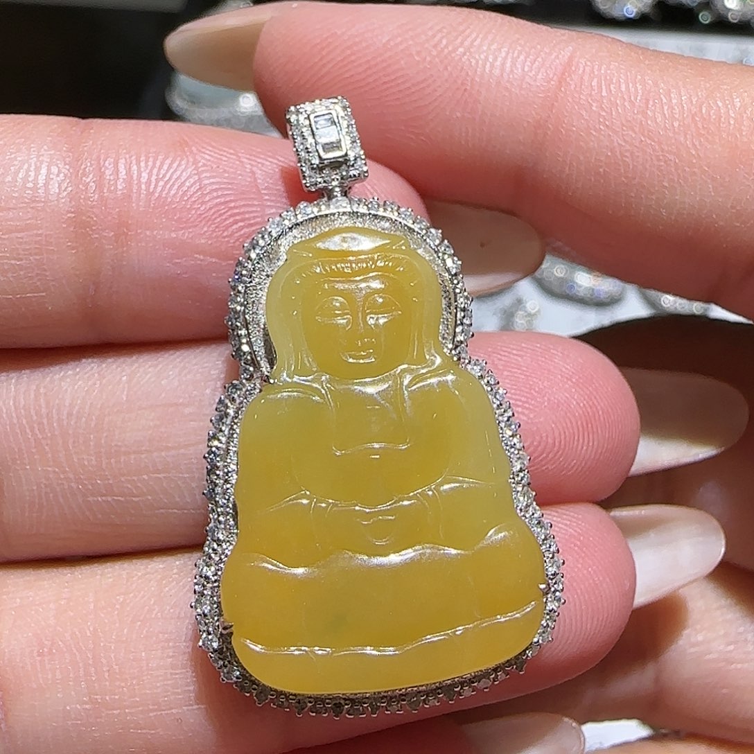 【闪购商品】颈饰18K金镶嵌翡翠天然