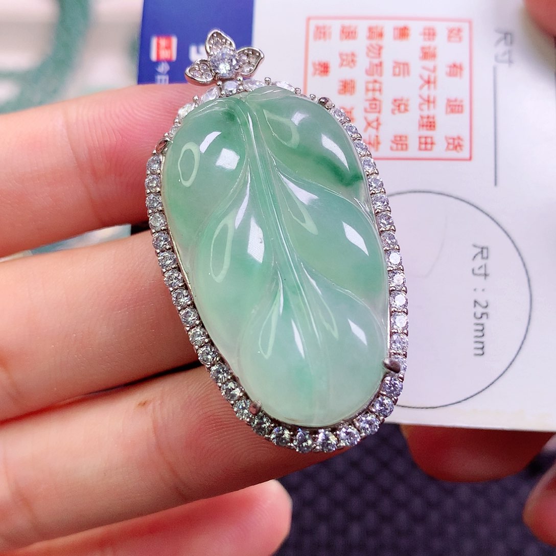 颈饰银S925镶嵌翡翠翡翠