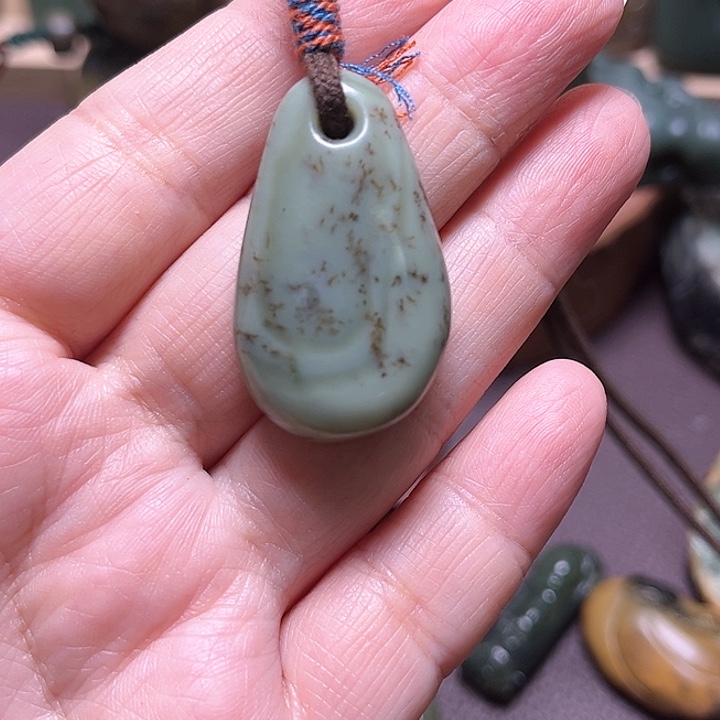 岫岩河磨玉（透闪石质玉）手绳未镶嵌