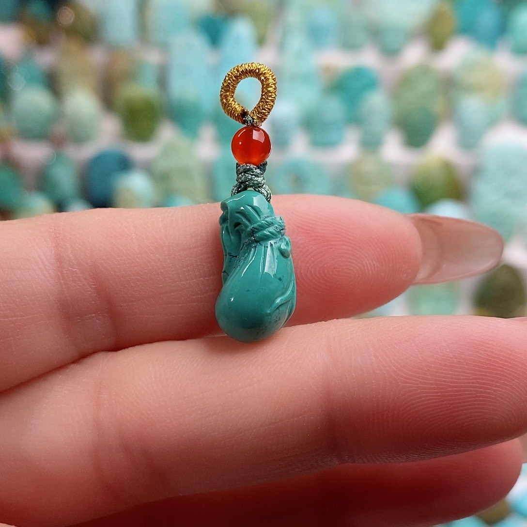 绿松石绿松石未镶嵌