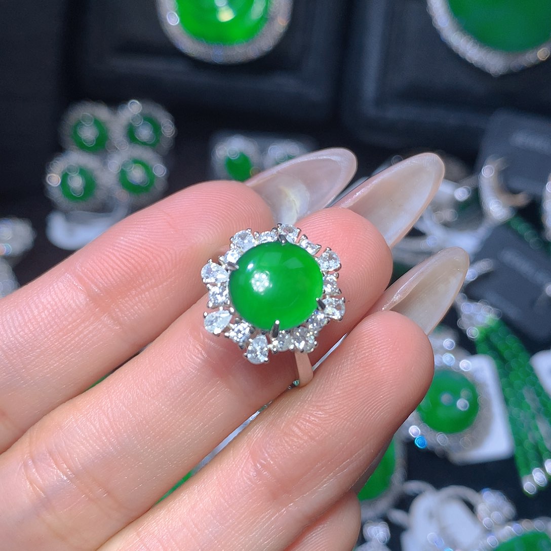 翡翠吊坠(不含链)银S925镶嵌翡翠