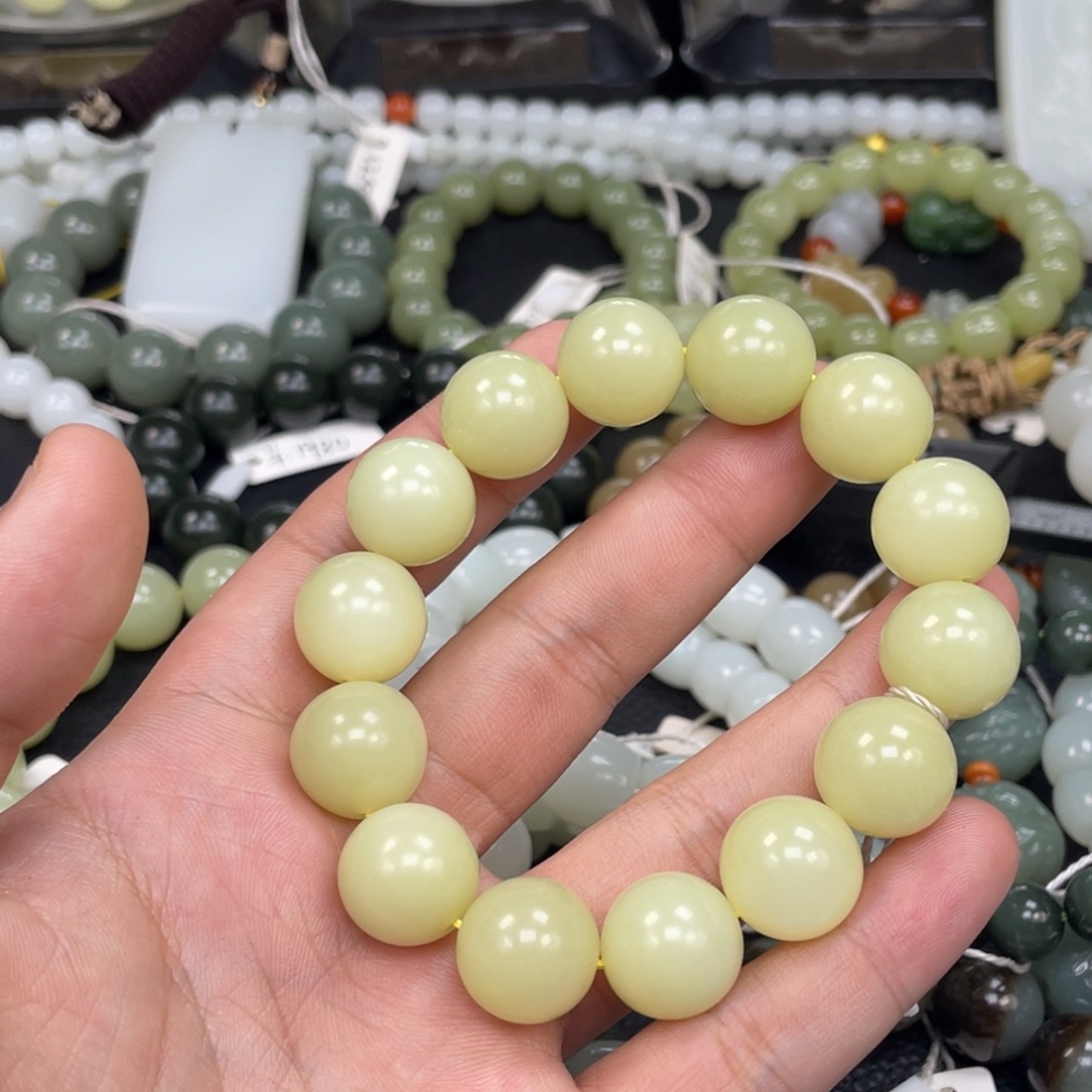 和田玉未镶嵌手链