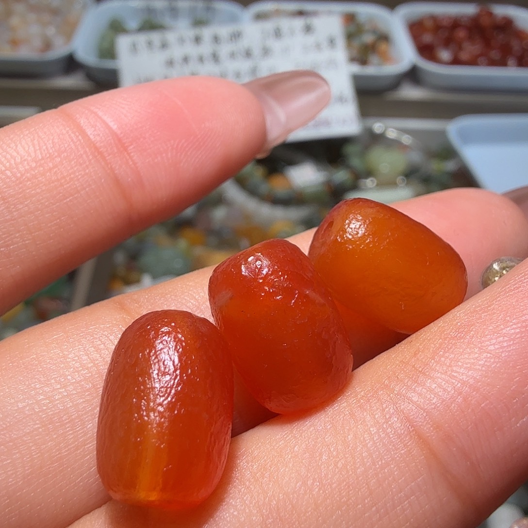 和田玉未镶嵌珠宝奇石