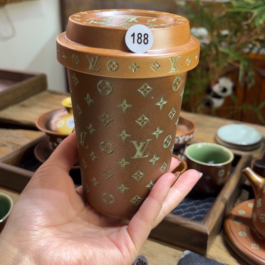 ฬ***草木灰老花咖啡杯