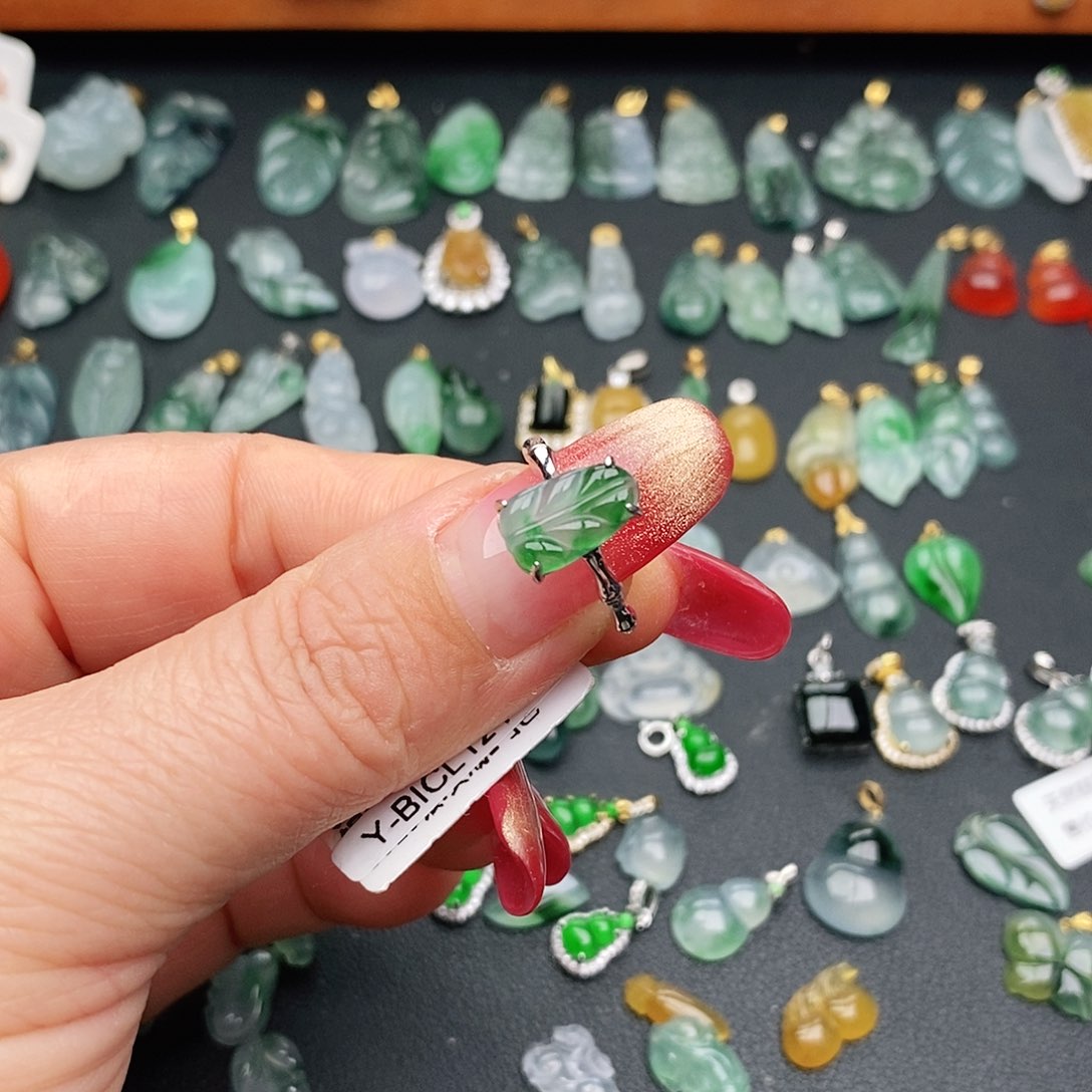 翡翠戒指银S925镶嵌珠**气戒指