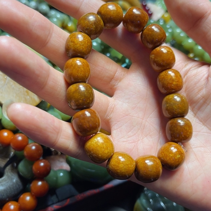 岫岩河磨玉（透闪石质玉）未镶嵌颈饰