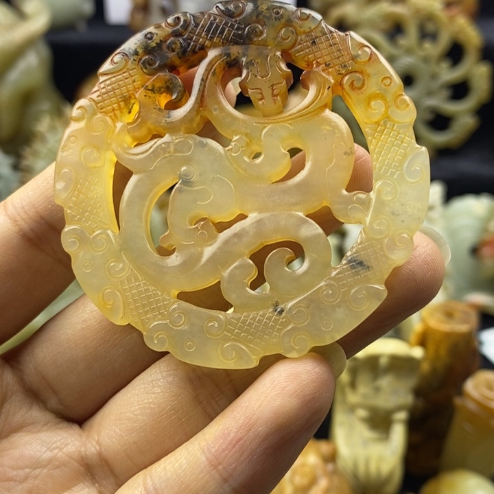 蛇纹石玉颈饰未镶嵌76