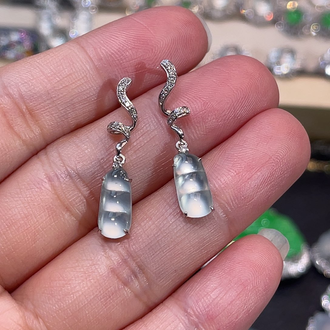 翡翠18K金镶嵌耳饰福豆