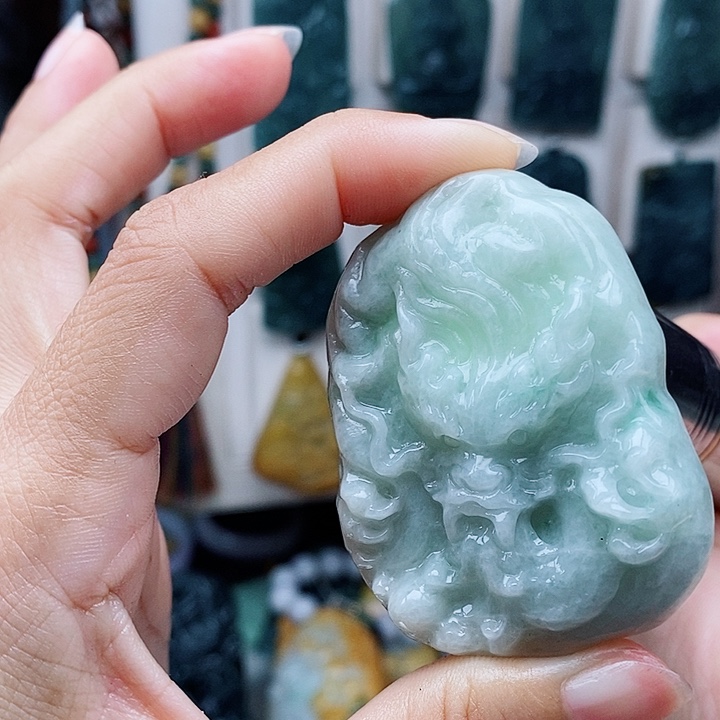 翡翠未镶嵌颈饰翡翠手镯