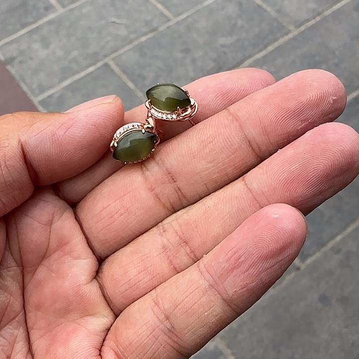 和田玉（碧玉）18K金镶嵌颈饰