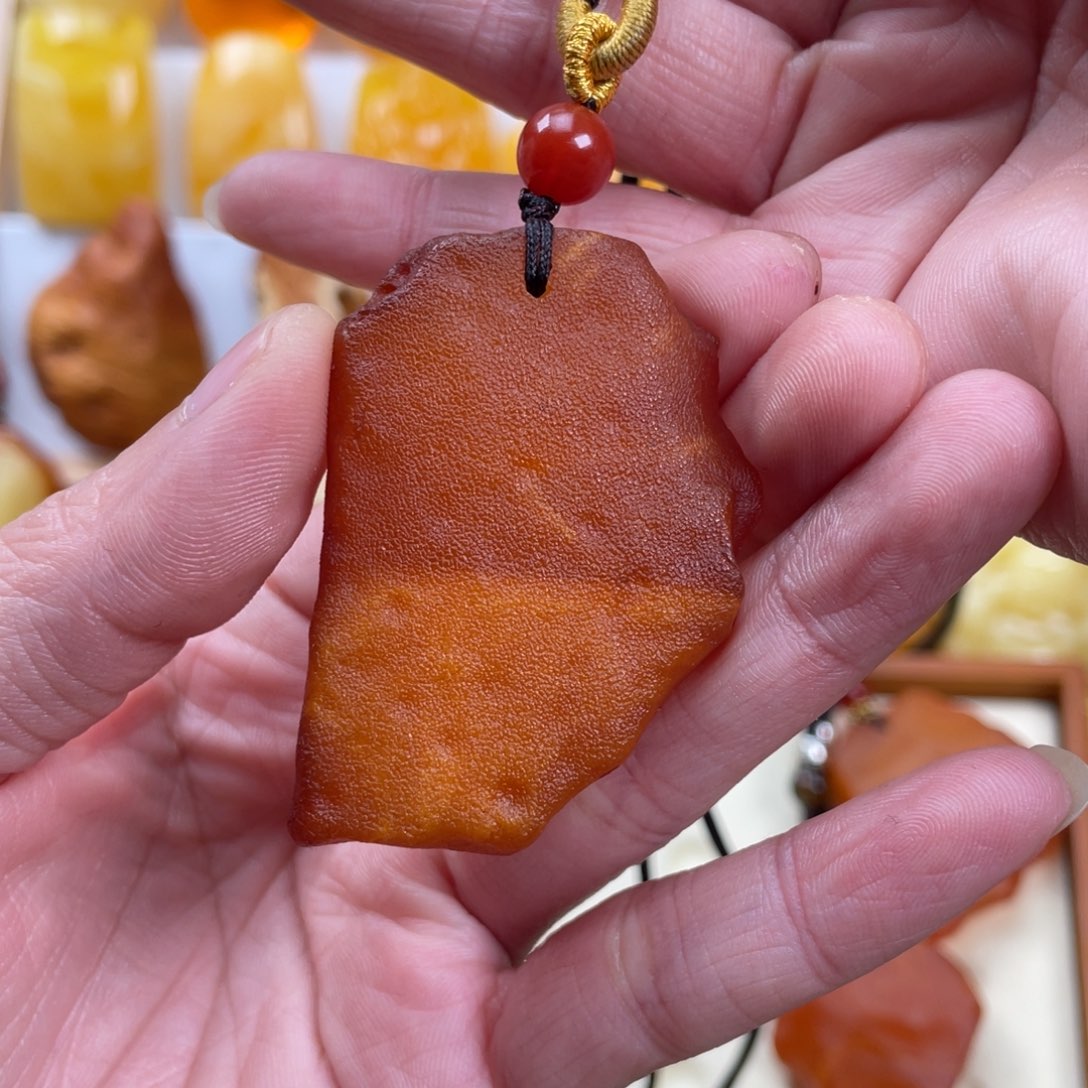 蜜蜡项链未镶嵌12.4克