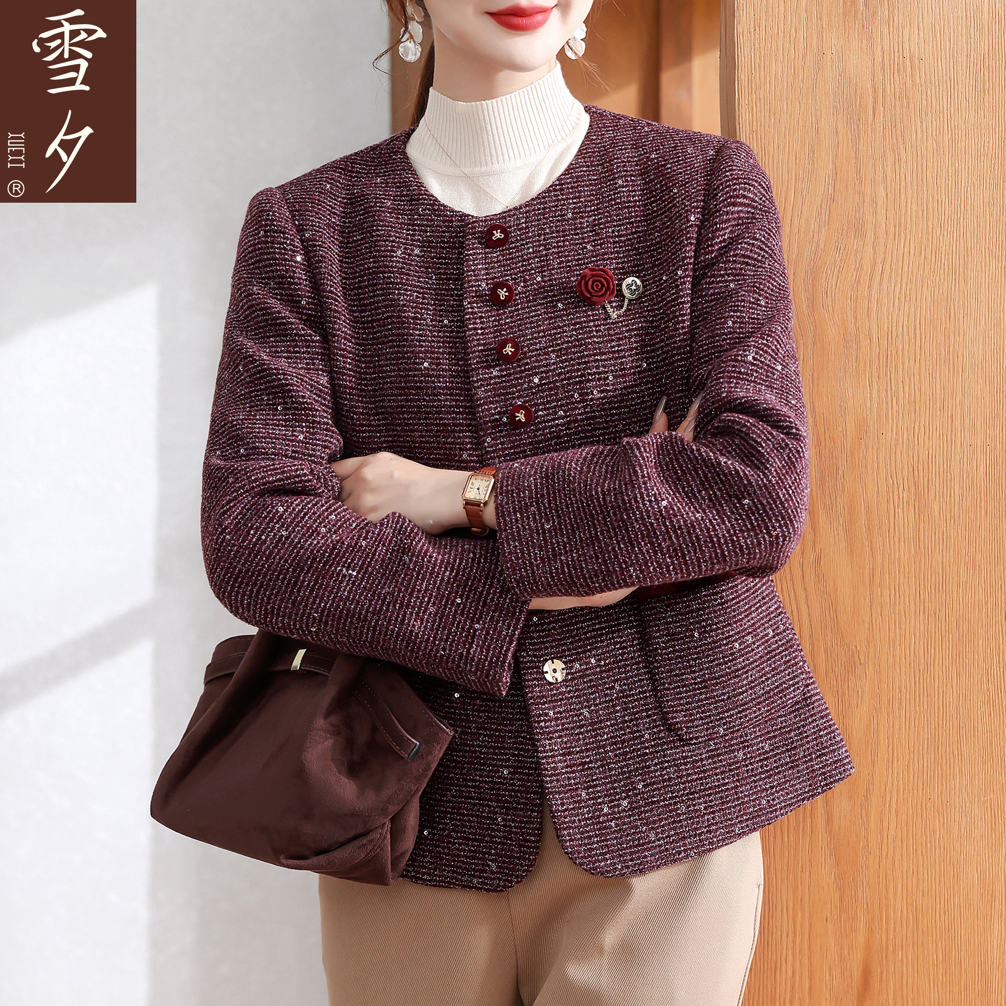 妈妈秋装小香风外套2025新款洋气今年流行的中老年女装薄款上衣服