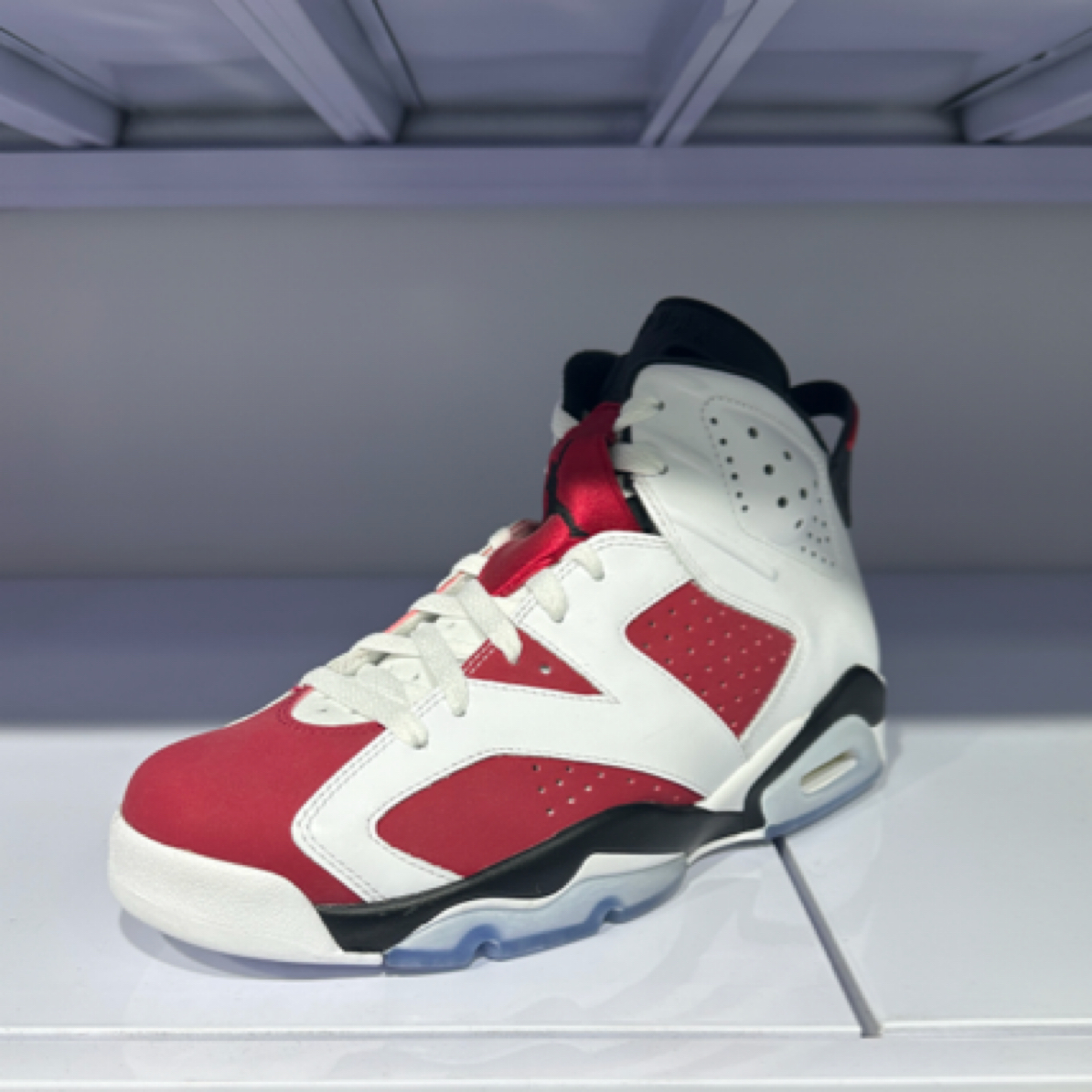 全新42.5码  aj6胭脂红  球鞋