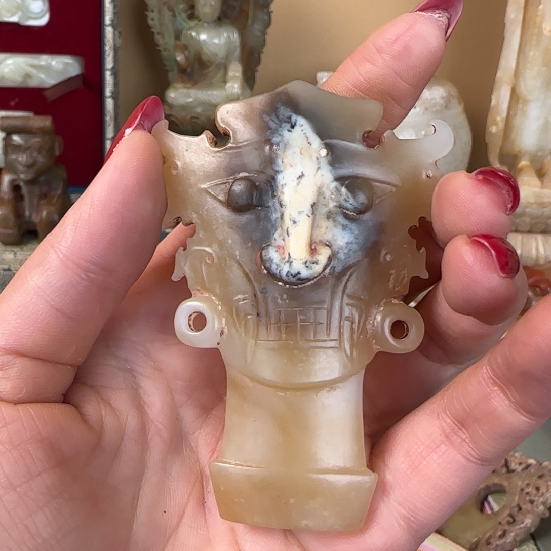 大***唐和田玉未镶嵌挂件