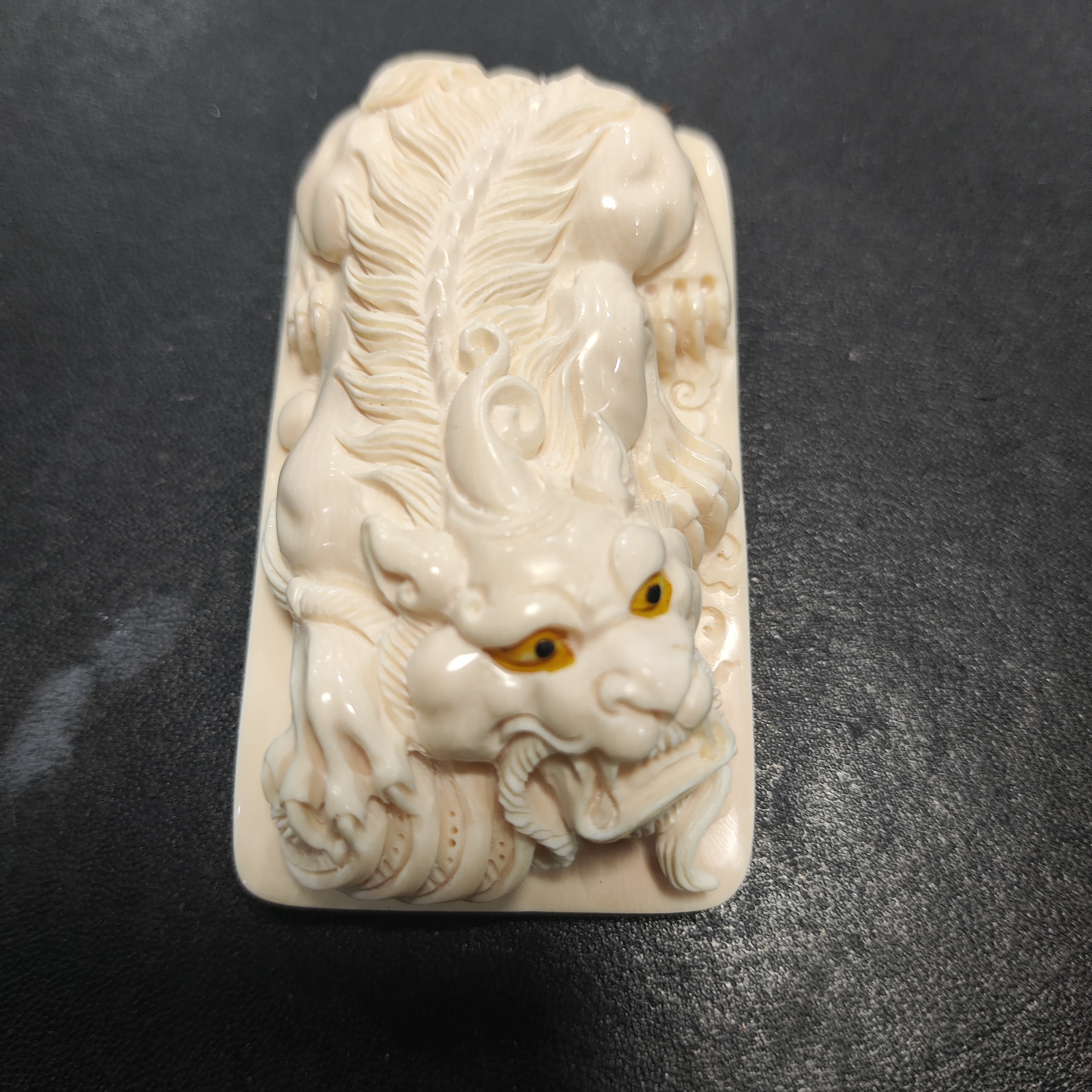 猛犸约50克雕刻件ZL1545