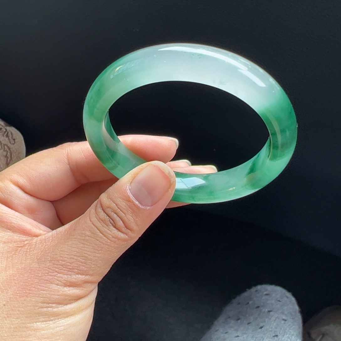 石英质玉未镶嵌手镯非洲翠5253