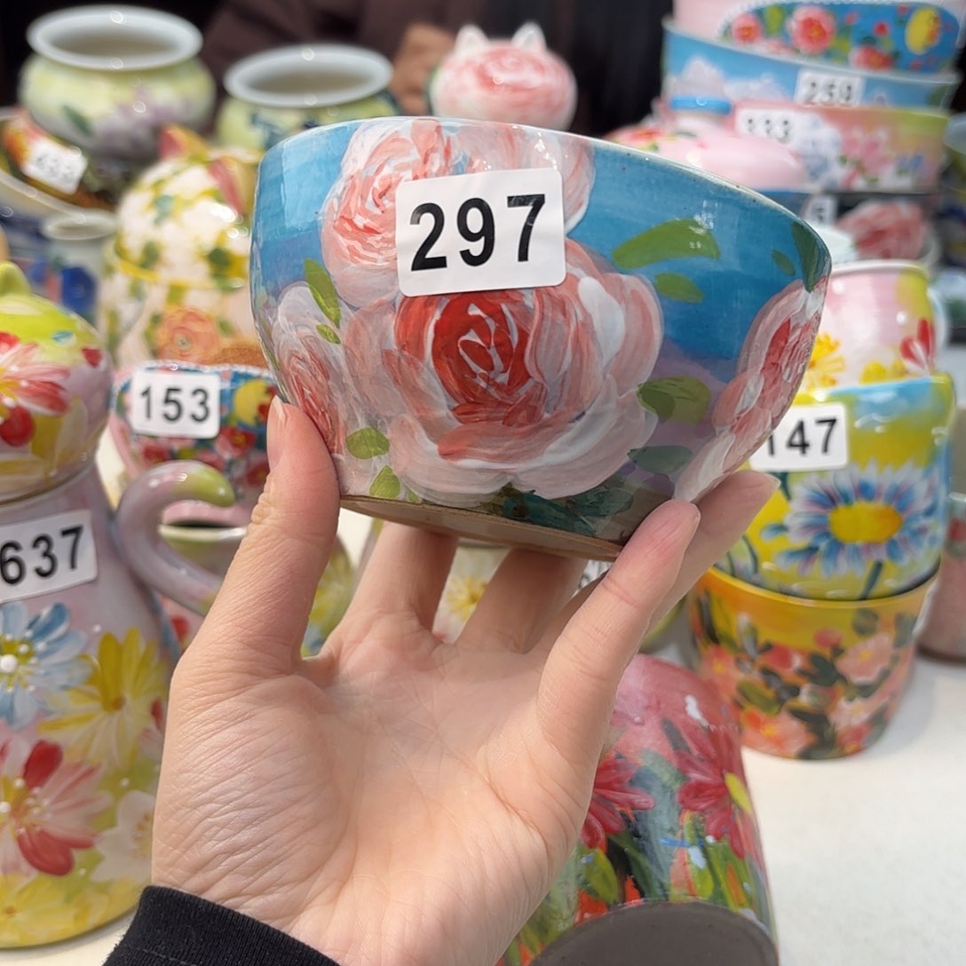 瓷片兔兔。。兔兔好