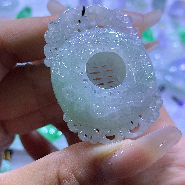 翡翠未镶嵌颈饰天然翡翠A货吊坠