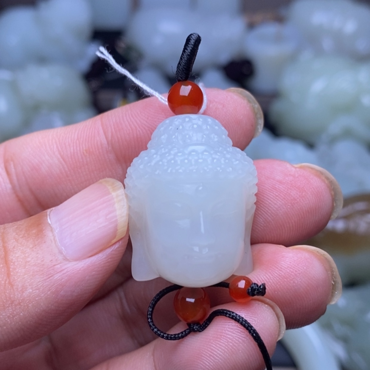 【闪购商品】颈饰未镶嵌和田玉