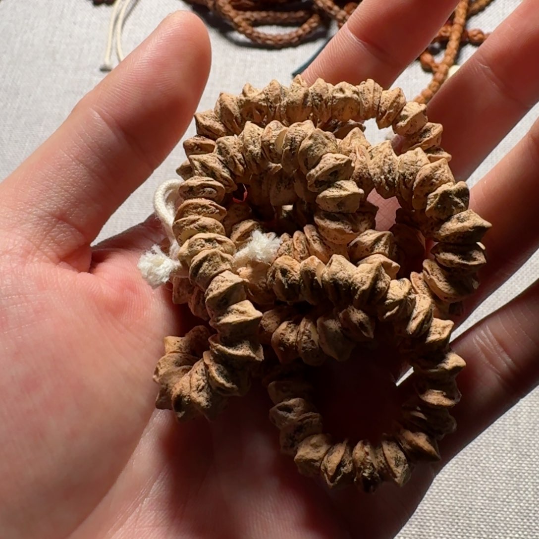 柏香籽/百香籽吊坠