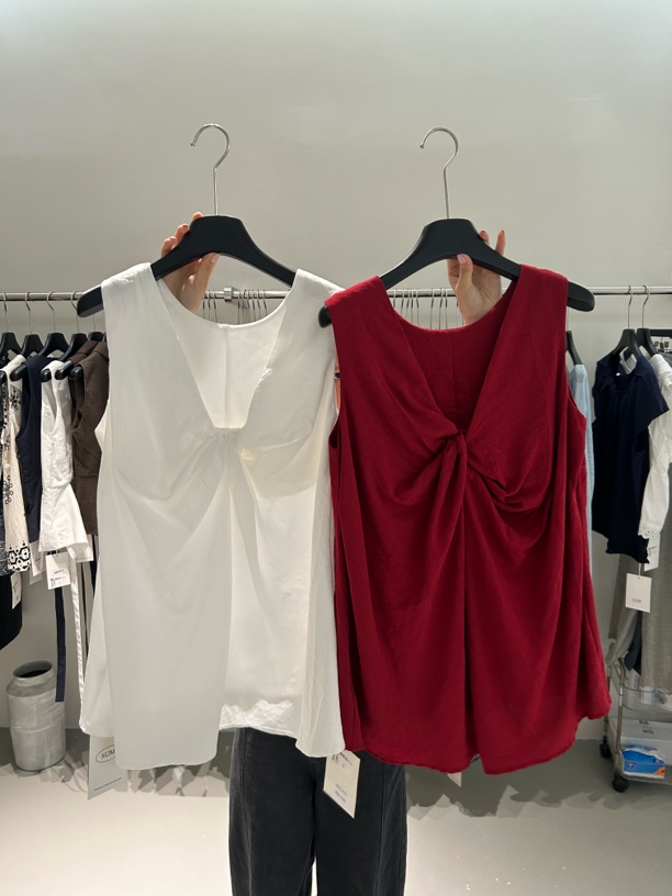 08945 衣长60 简约时尚女上衣