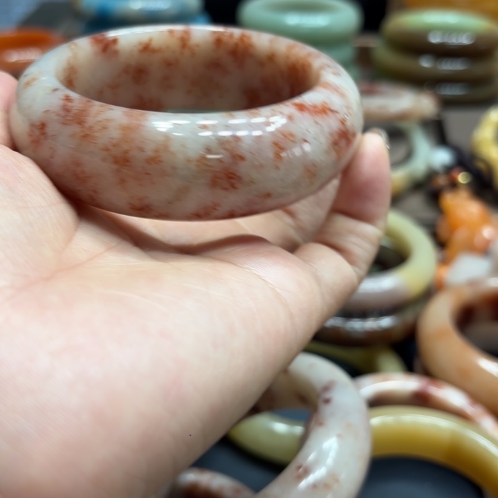 ****K石英岩玉合金颈饰