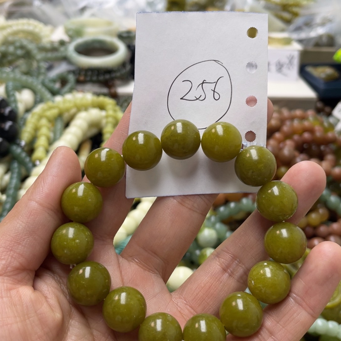 蛇纹石玉手链未镶嵌