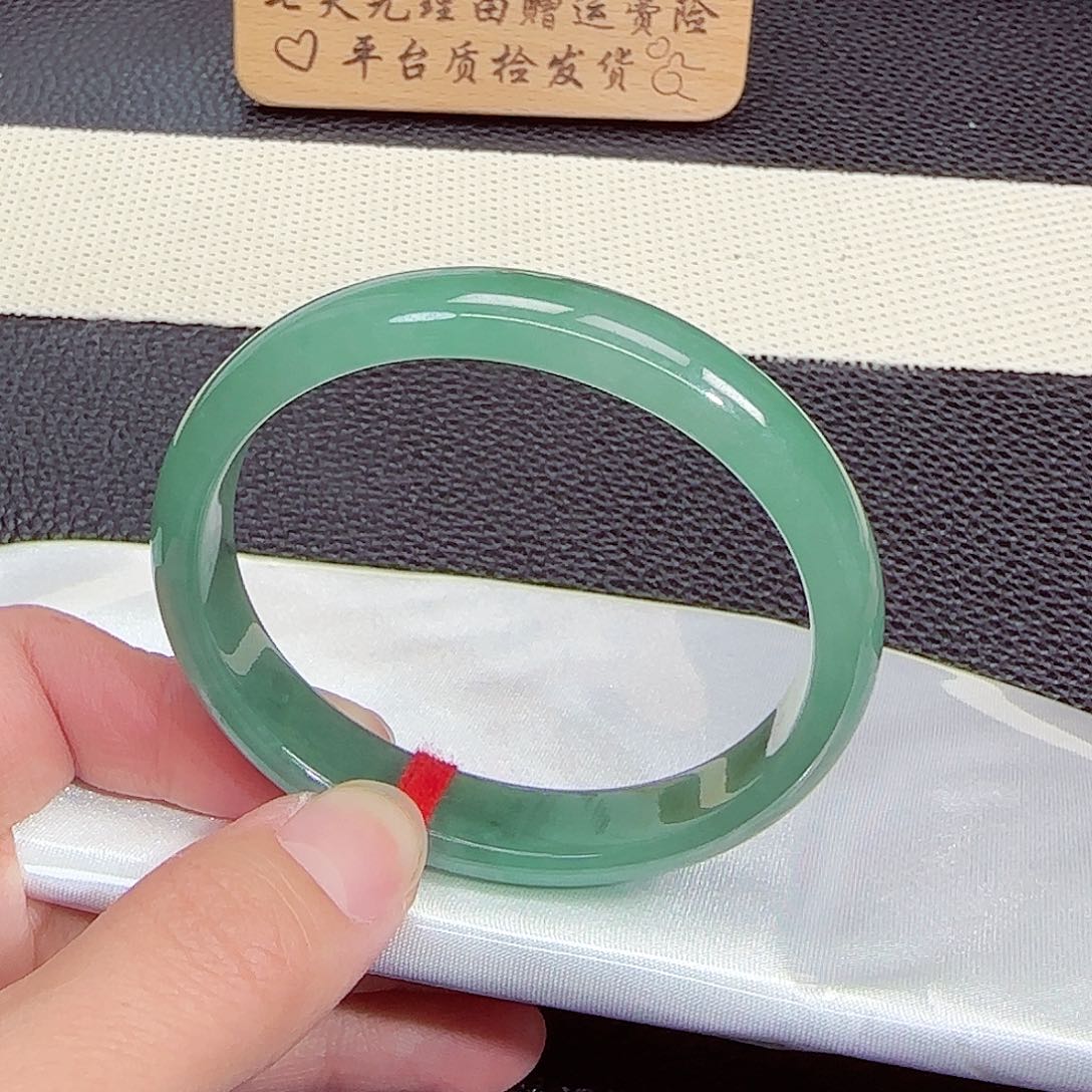 翡翠手镯未镶嵌3014