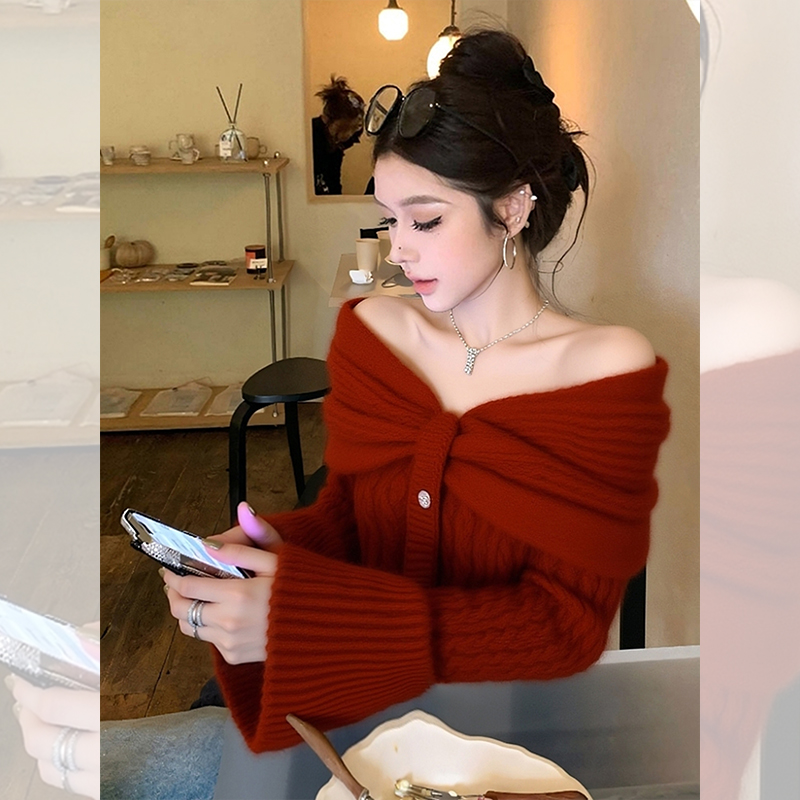 独特漂亮内搭红色一字肩打底小衫毛衣女秋冬洋气百搭针织衫上衣服